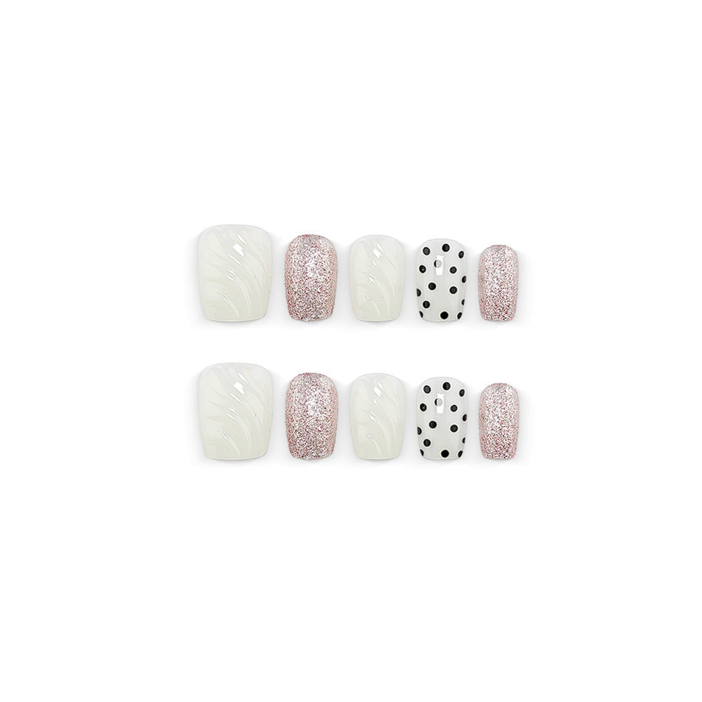 Artificial nails with diverse patterns and glitter effects Kalsten