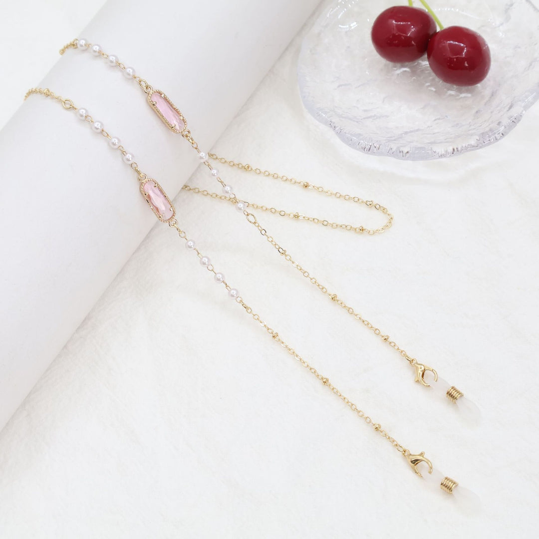 Elegant Eyewear Chain Holder Kalsten