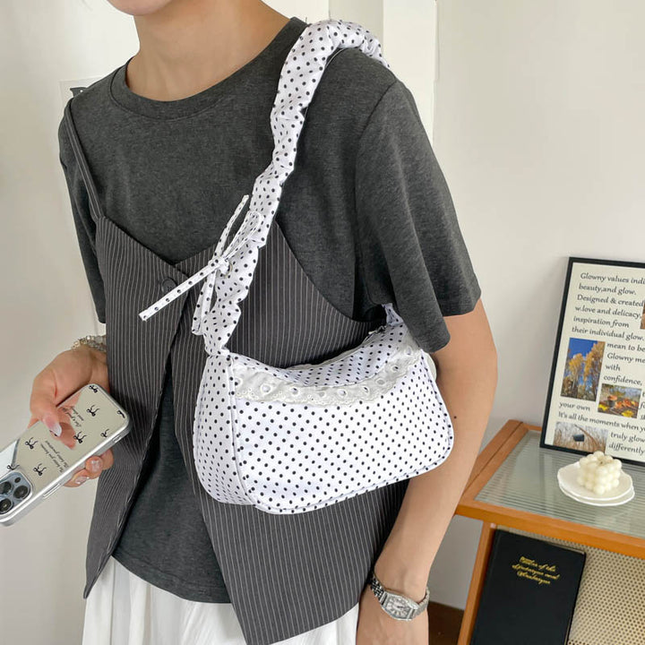 Vintage-Inspired Polka Dot Handheld Bag
