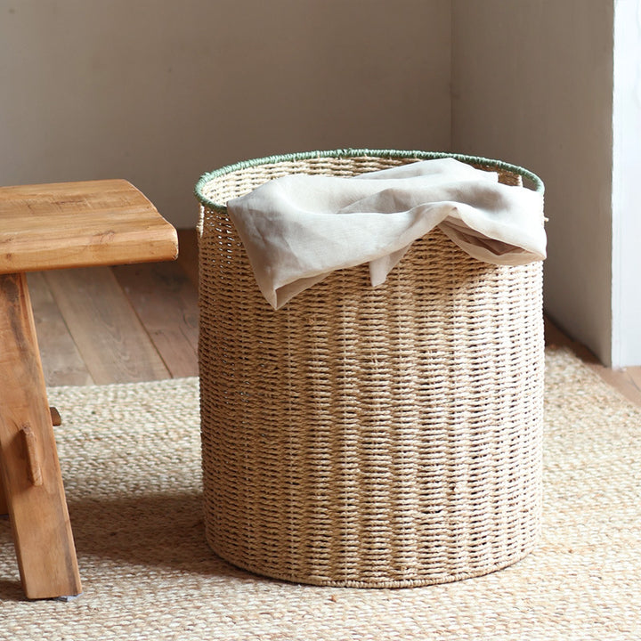Rustic laundry basket with lid Kalsten