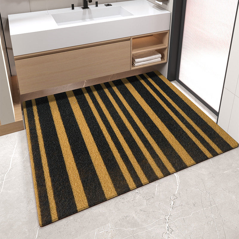 Decorative Stripe Pattern Bath Mat Kalsten