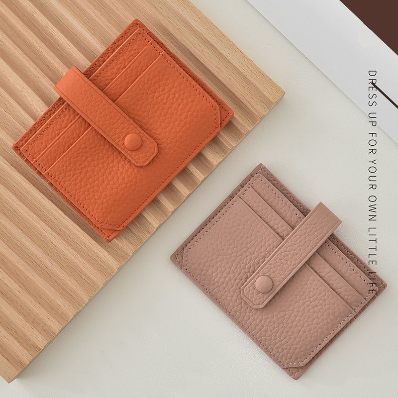 Textured Leather Card Holder Kalsten