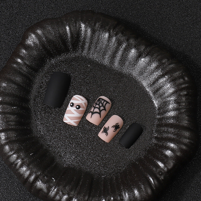 Halloween Themed Press-On Nail Art Set Kalsten