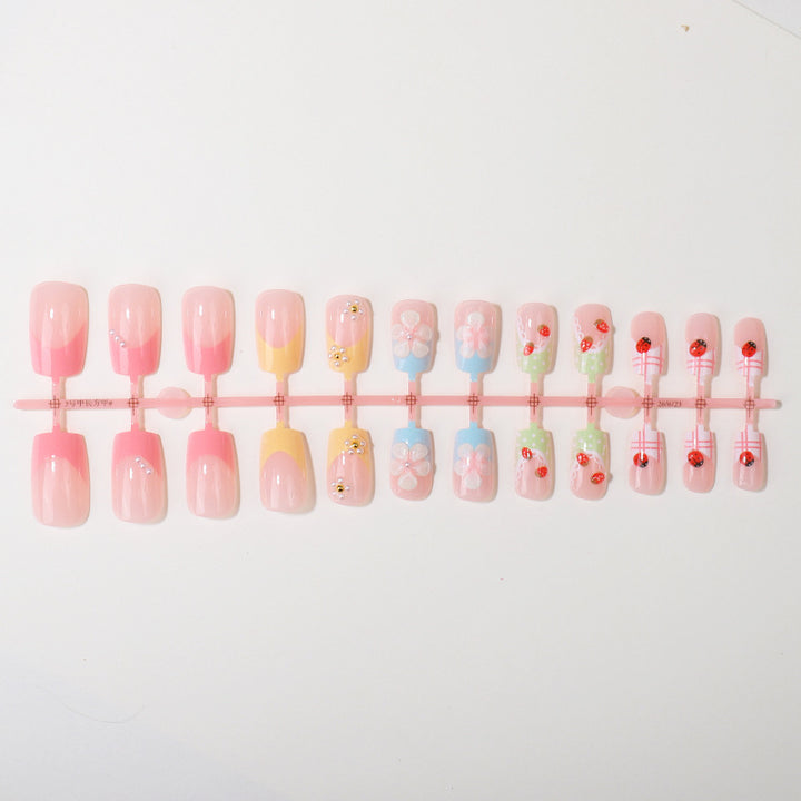 Floral Art Press-On Nail Design Kalsten
