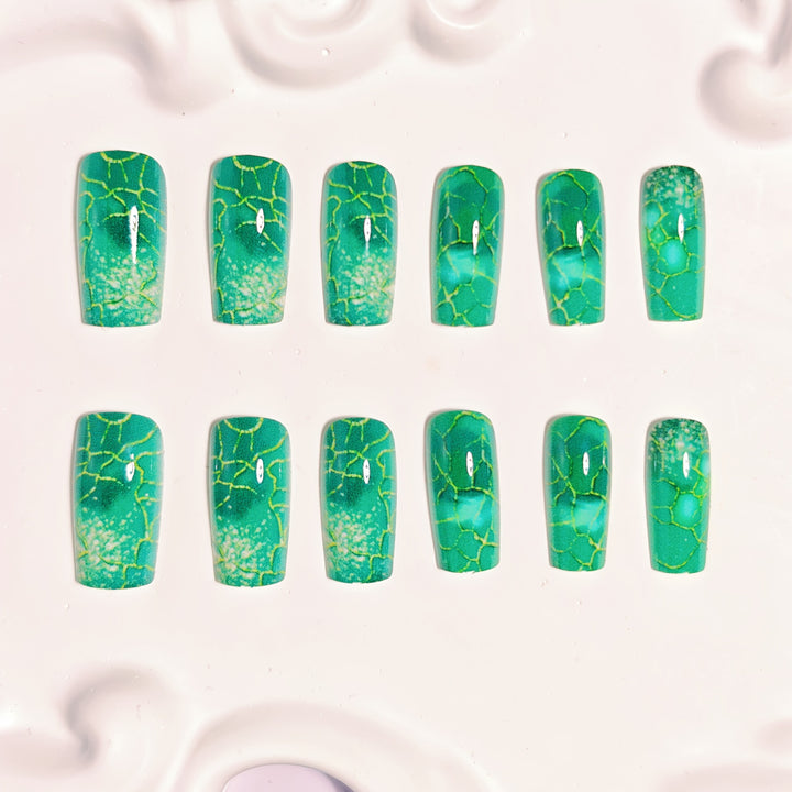 Artistic Marble Effect Nail Art Kalsten