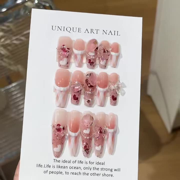 Nail Art Press-On Set Kalsten