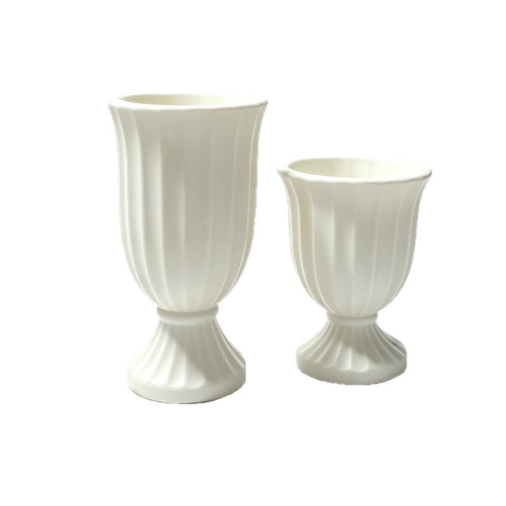 Majestic Ribbed Decorative Vase Kalsten