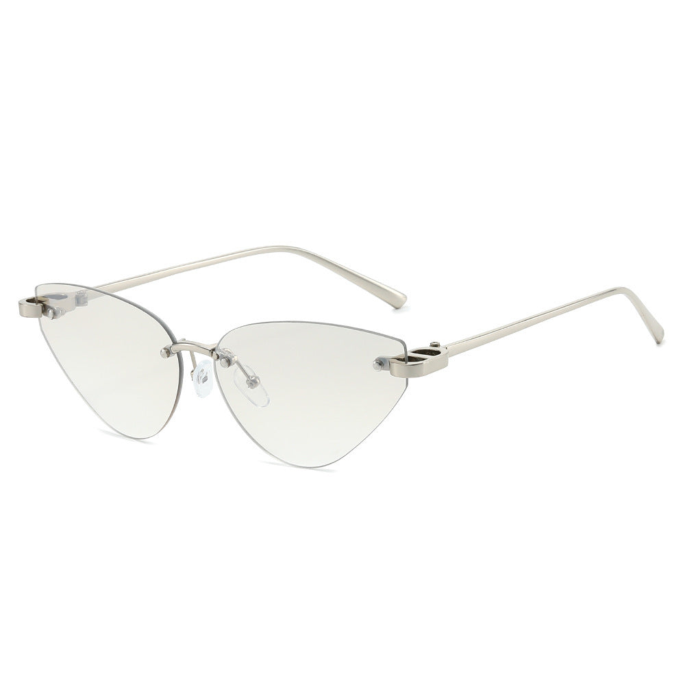 Fashion-Forward Cat-Eye Sunglasses Kalsten