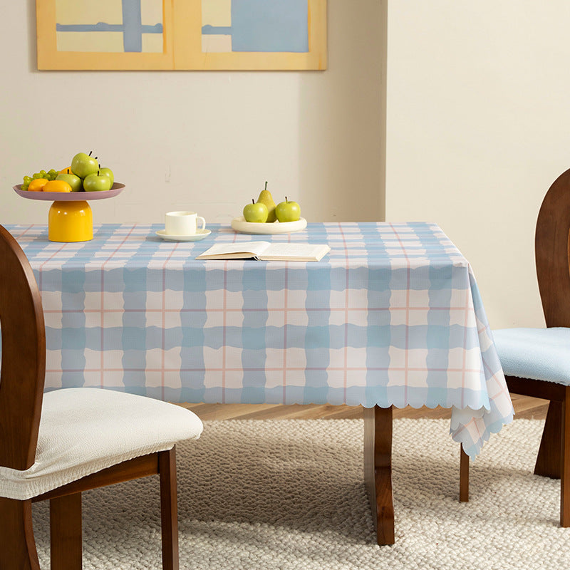 Wipeable tablecloth with star pattern and wavy hem Kalsten