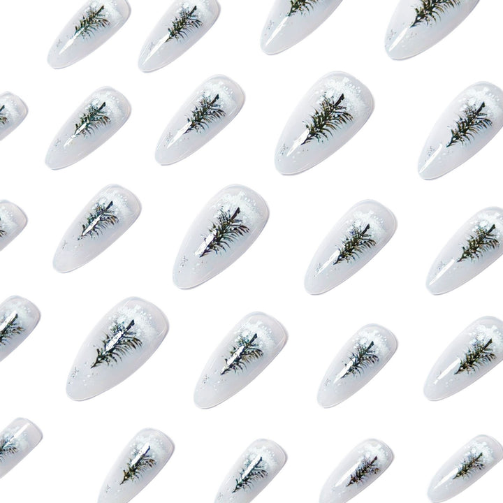 Elegant artificial nails with wintery Christmas tree motif Kalsten