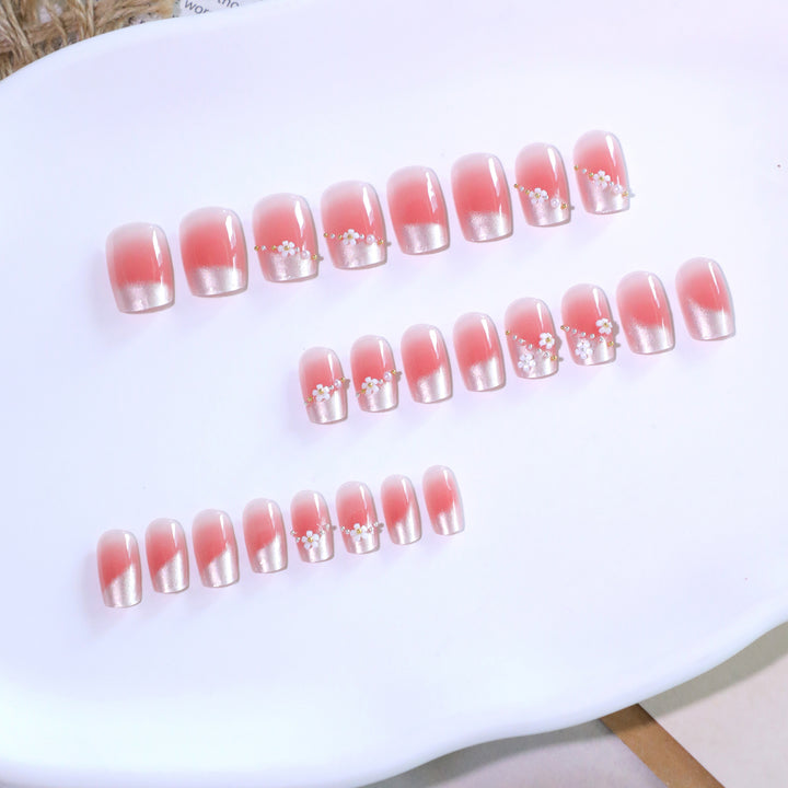 Artful Nail Extensions with delicate flower decorations Kalsten
