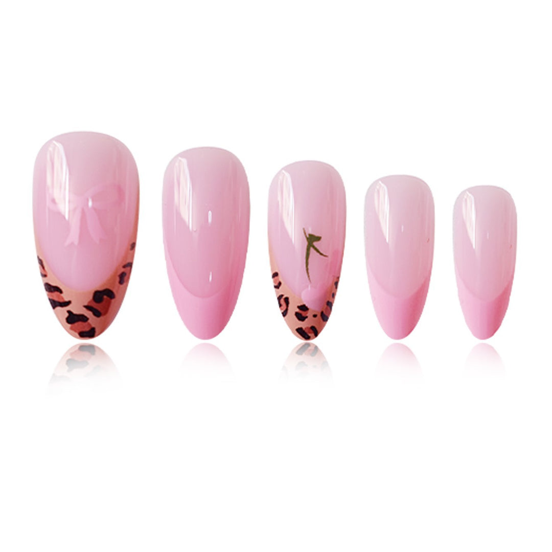 Stylish Nail Art Kalsten