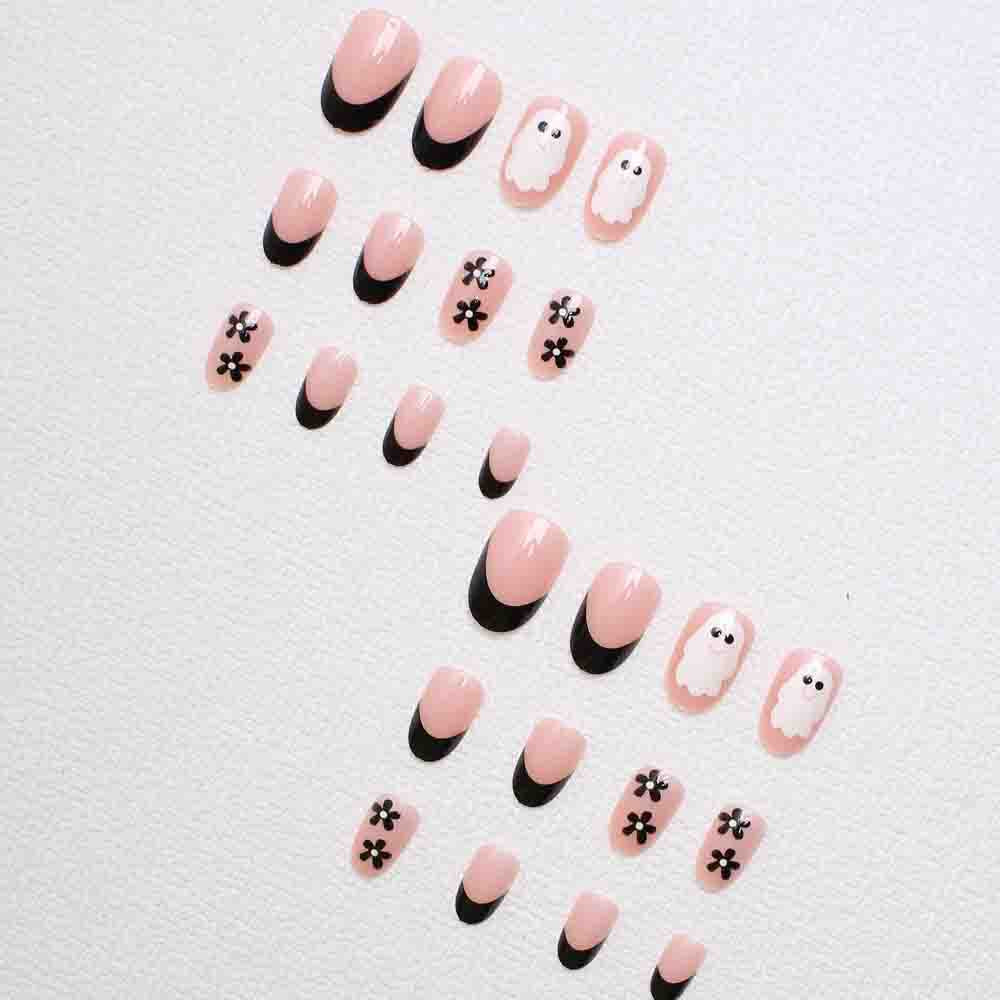 Artistic Halloween-Themed Press-On Nail Art Kalsten
