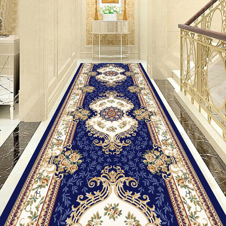 Elegant Vintage Flower Pattern Runner