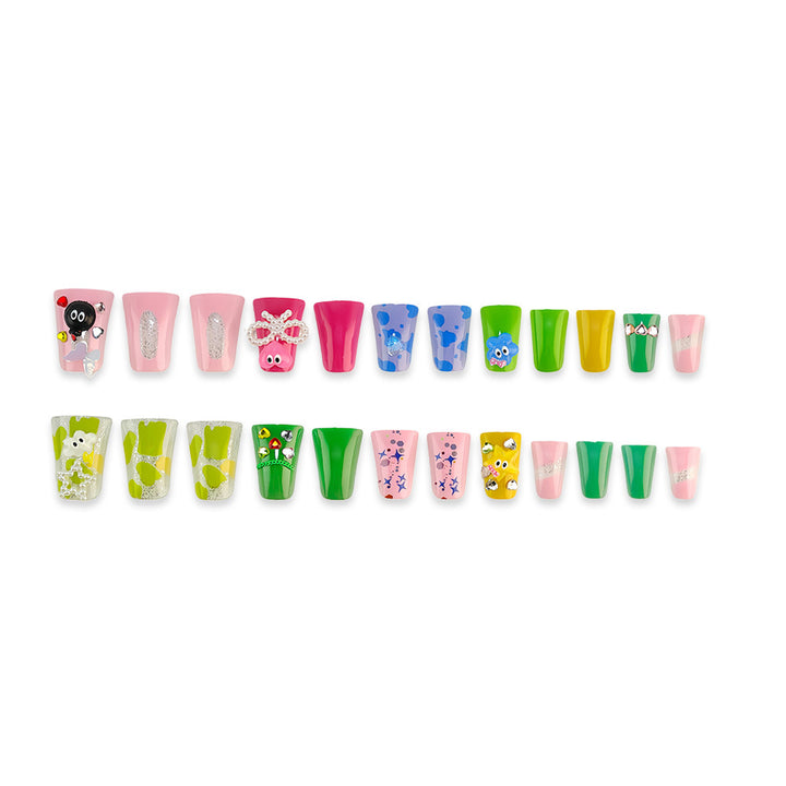Creative press-on nails with playful 3D designs Kalsten