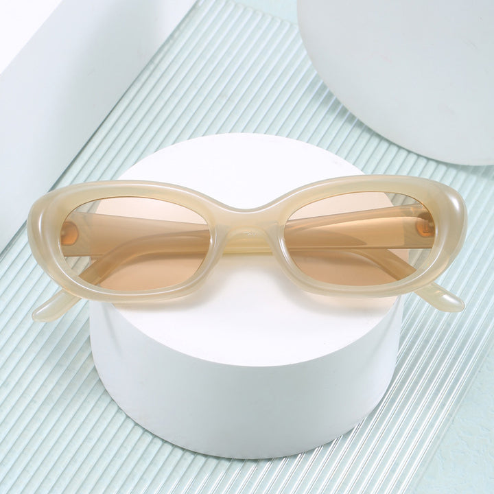 Women's fashionable sunglasses with oval design and UV protection Kalsten