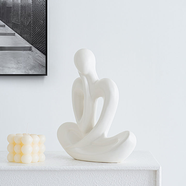Elegant Love Sculpture Kalsten