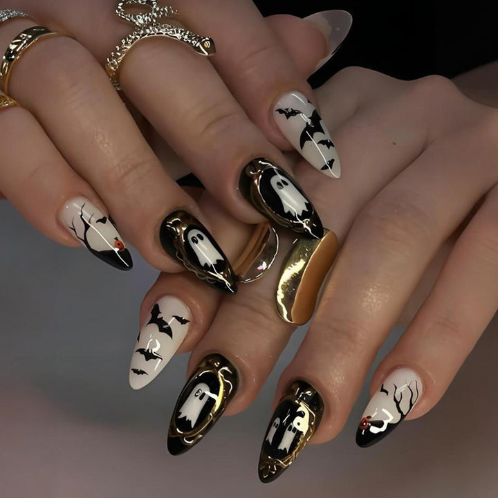 Artificial nail set with spooky clown motifs and extravagant accents Kalsten