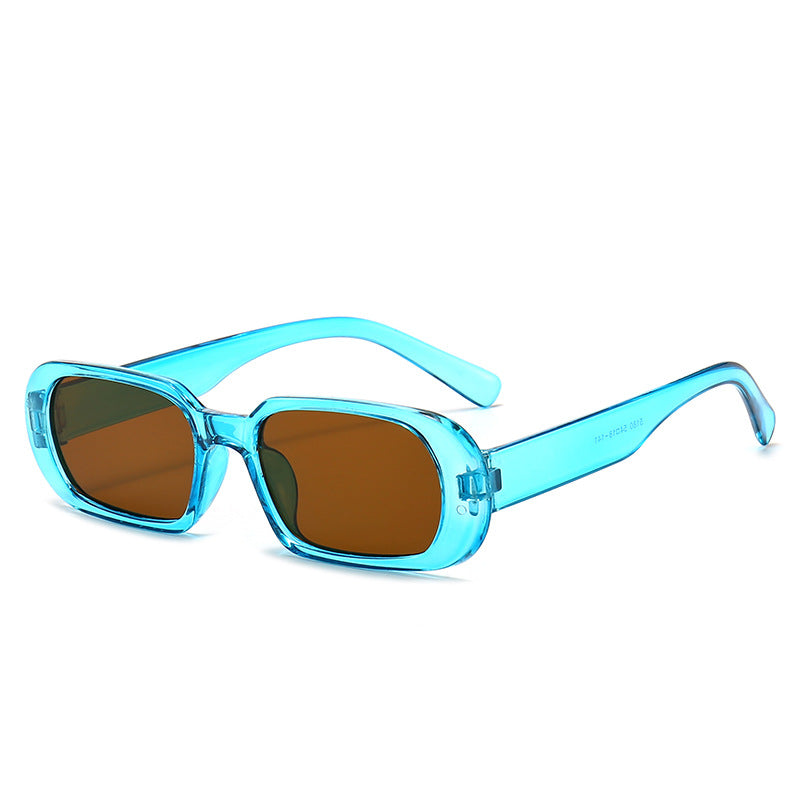Fashionable Retro-Inspired Square Sunglasses