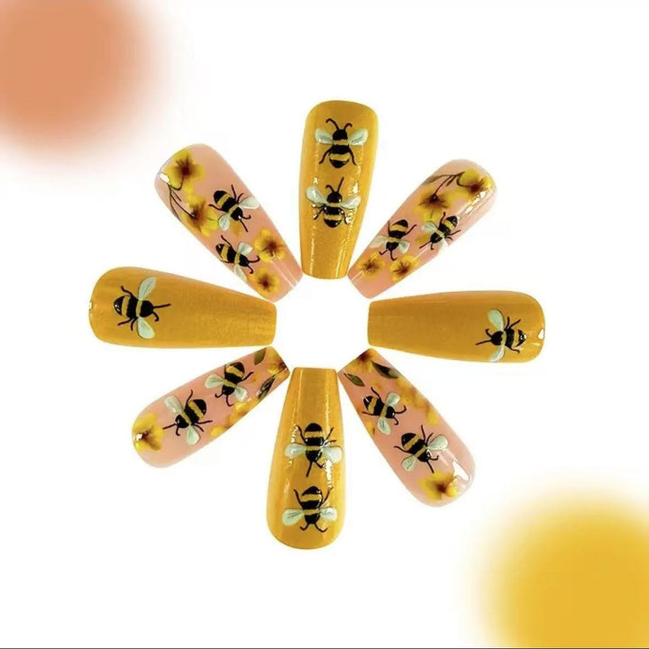 Nail art set with creative bee and flower designs Kalsten