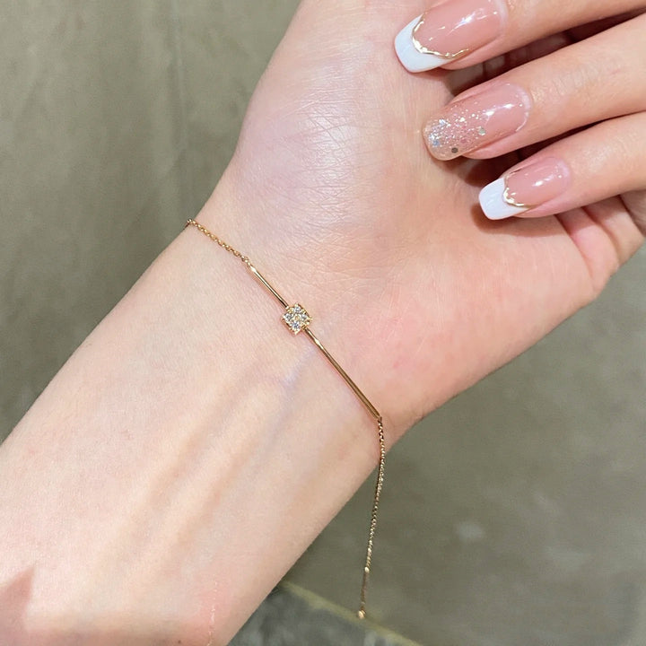 Delicate Bar Chain Bracelet Kalsten