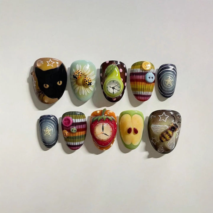 Artistic Ocean-Themed Press-On Nail Art Kalsten