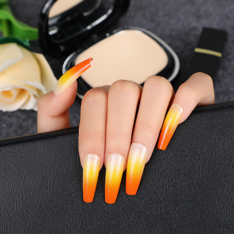 Glamorous artificial nails with gradient Kalsten