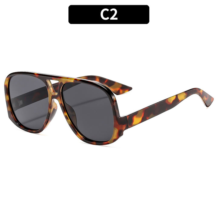 Oversized Fashion-Forward Square Sunglasses
