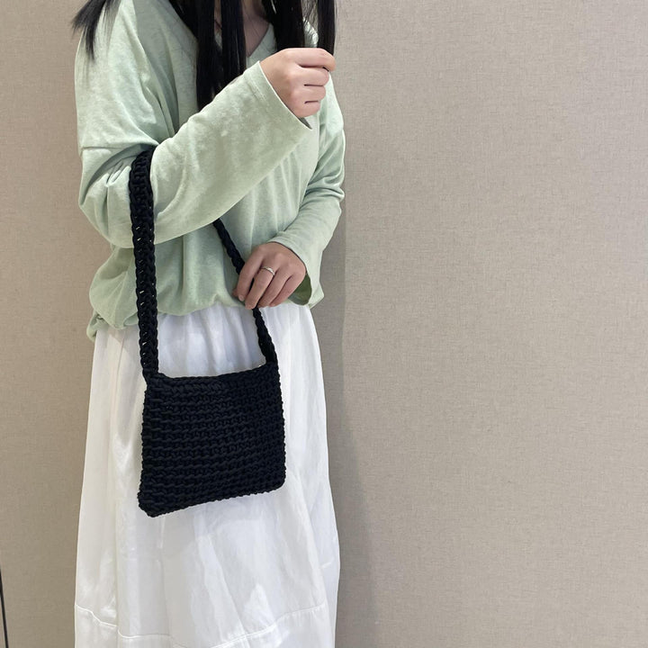 Hand-knotted shoulder bag made of high-quality sustainable material Kalsten