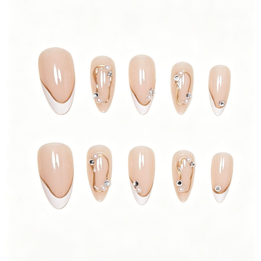 Luxurious Nail Art Kalsten