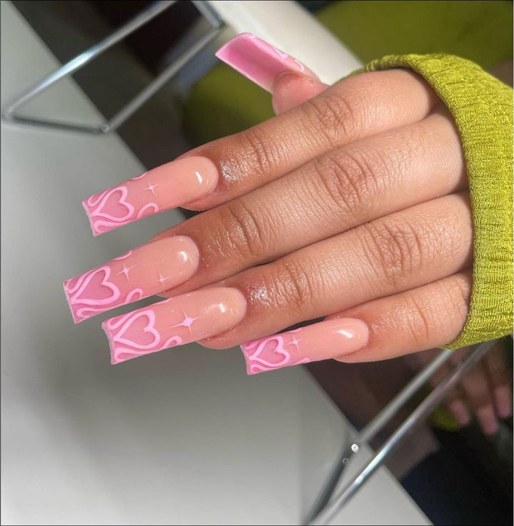 Heart-Design Long Press-On Nails Kalsten