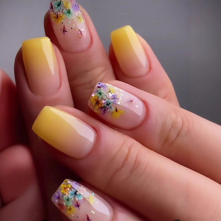 Creative Nail Art with Exotic Leaf Design Kalsten