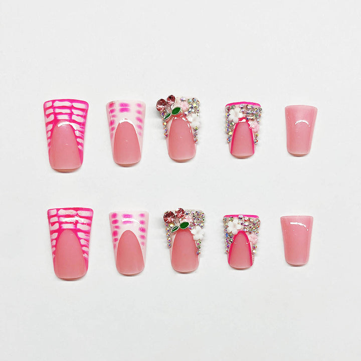 Decorative Artful Press-On Nails Kalsten