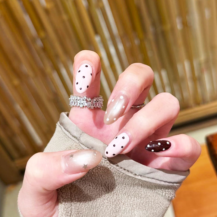 Whimsical Bunny-Themed Press-On Nail Art Set Kalsten