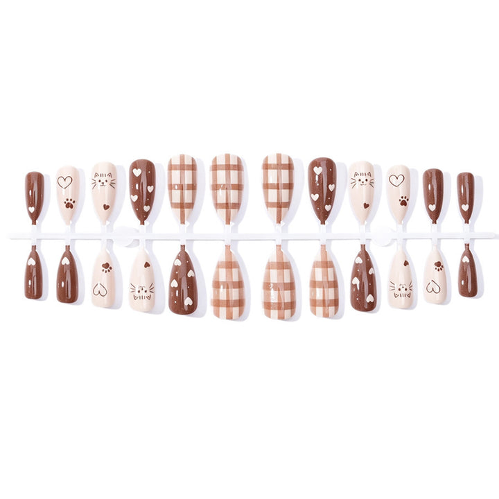 Nail art set with playful animal and heart design Kalsten