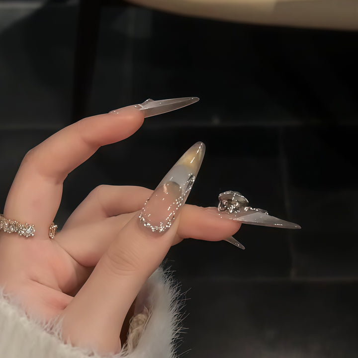 Artificial nails with elegant rhinestone accents Kalsten