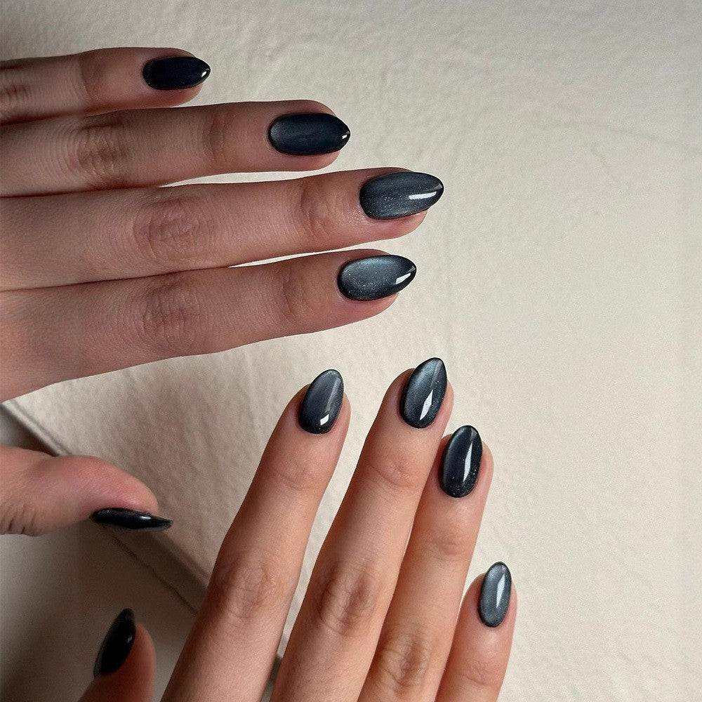 Artificial nails with polka dots Kalsten