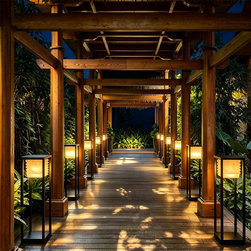 Stylish Modern Solar Garden Lantern