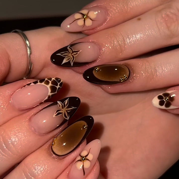 Premium Artistic Nail Design Kalsten