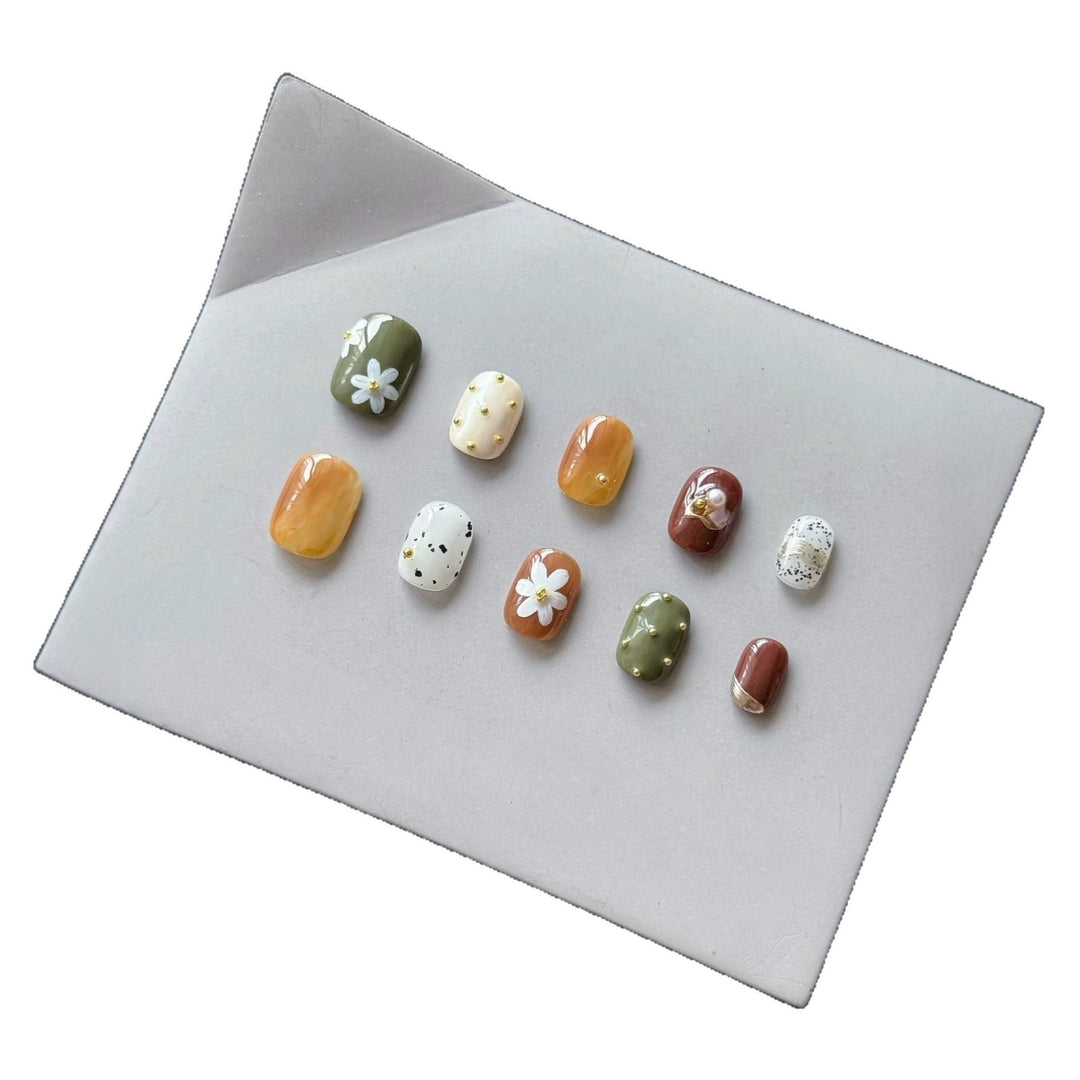 Artistic Press-On Nail Design Set  1791773005