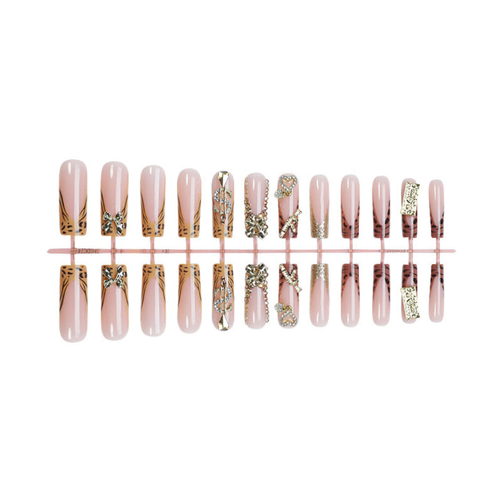 Nail art set with elegant decor and glitter Kalsten