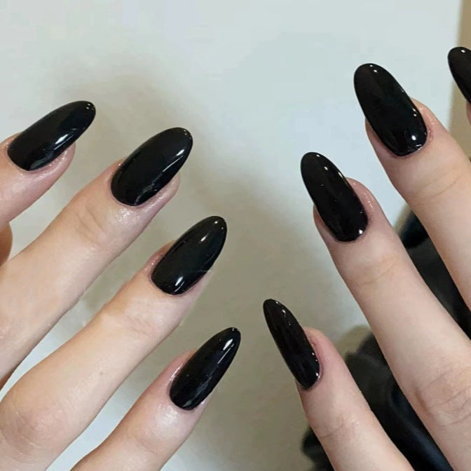 Elegant Almond-Shaped Nail Extensions Kalsten