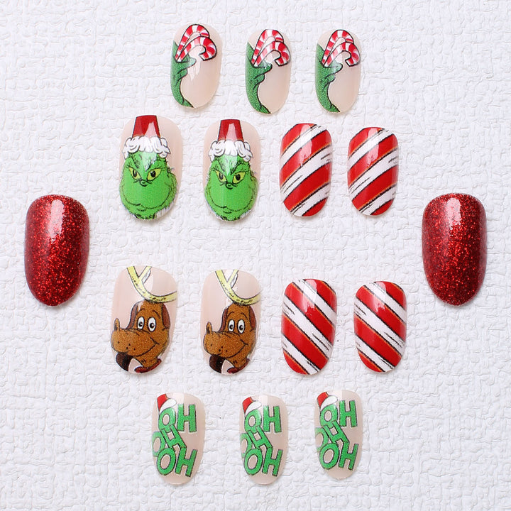Holiday-Themed Press-On Nail Art Kalsten
