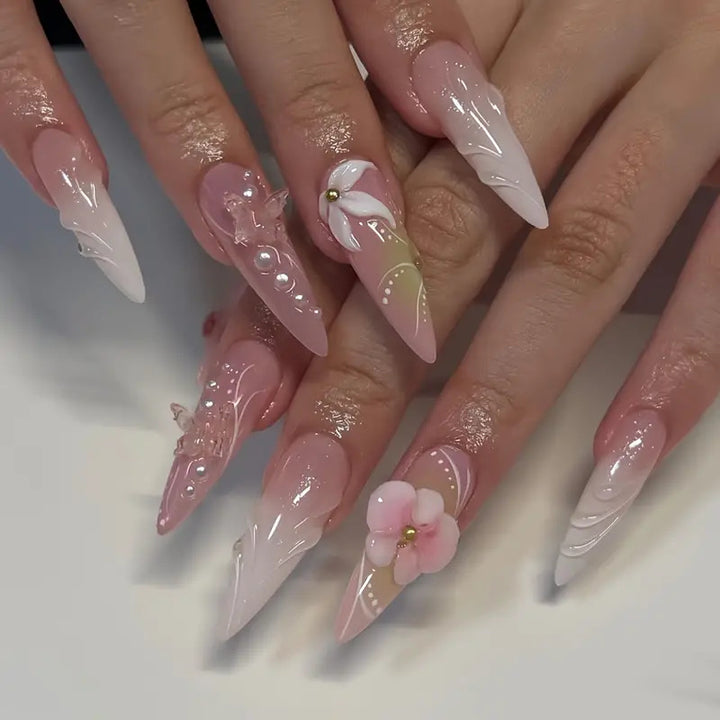 Sculpted Floral Press-On Nail Art Kalsten