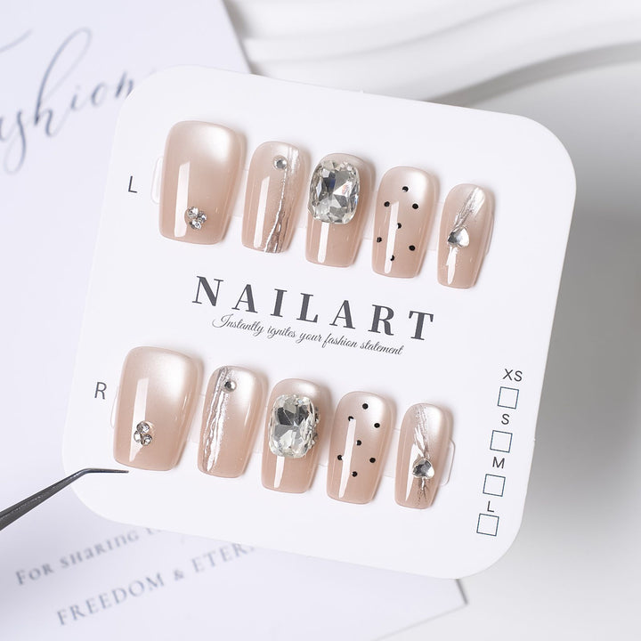 Artistic Press-On Nail Set with Unique Leopard Design Kalsten