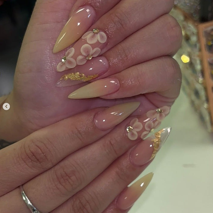 Artificial nail set with filigree flower decorations and elegant shine Kalsten