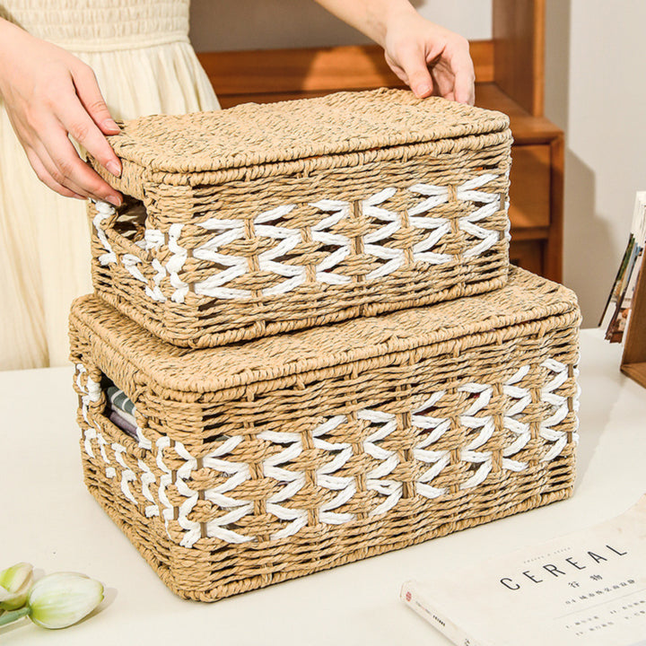 Decorative basket made of natural fiber with elegant design Kalsten