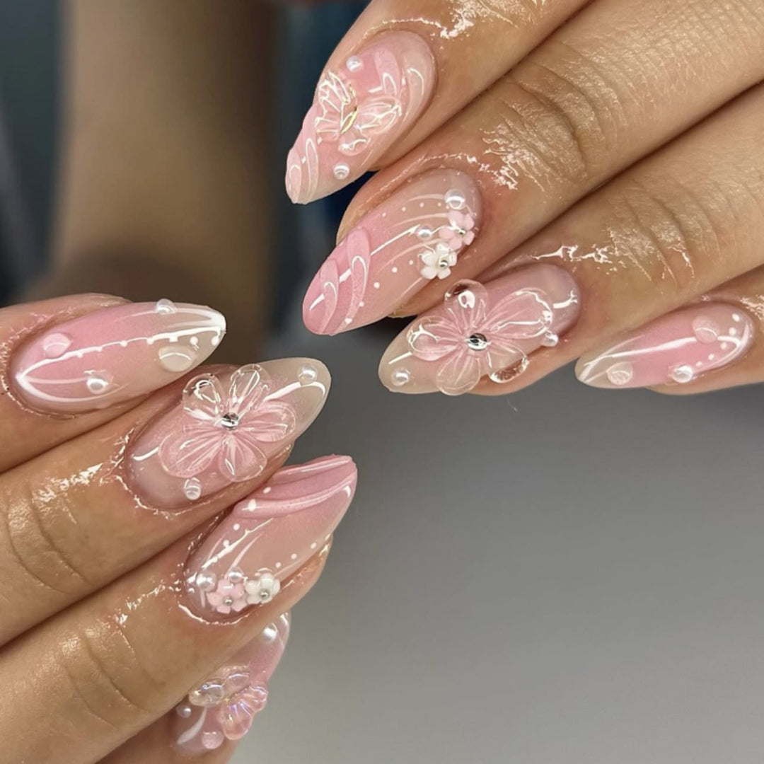 Artful nail art with floral accents Kalsten