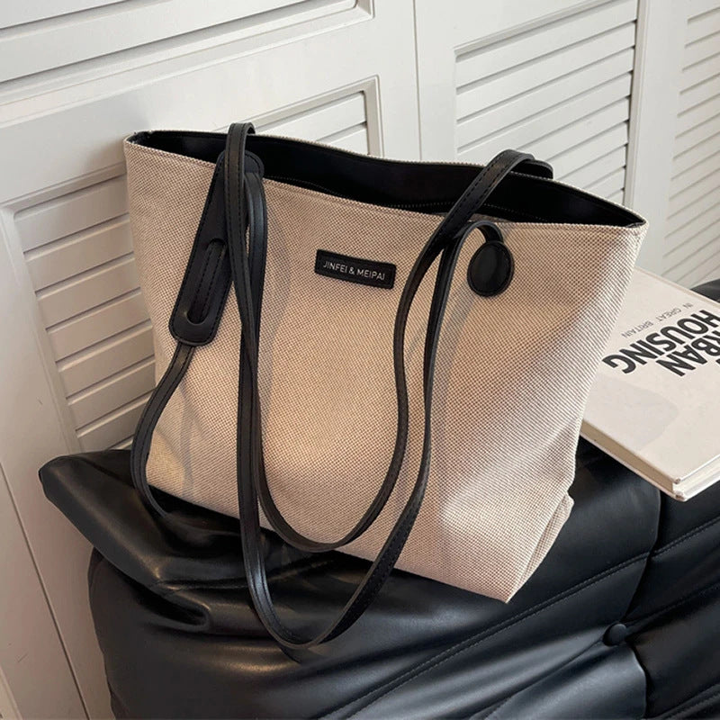 Minimalist Everyday Tote Kalsten