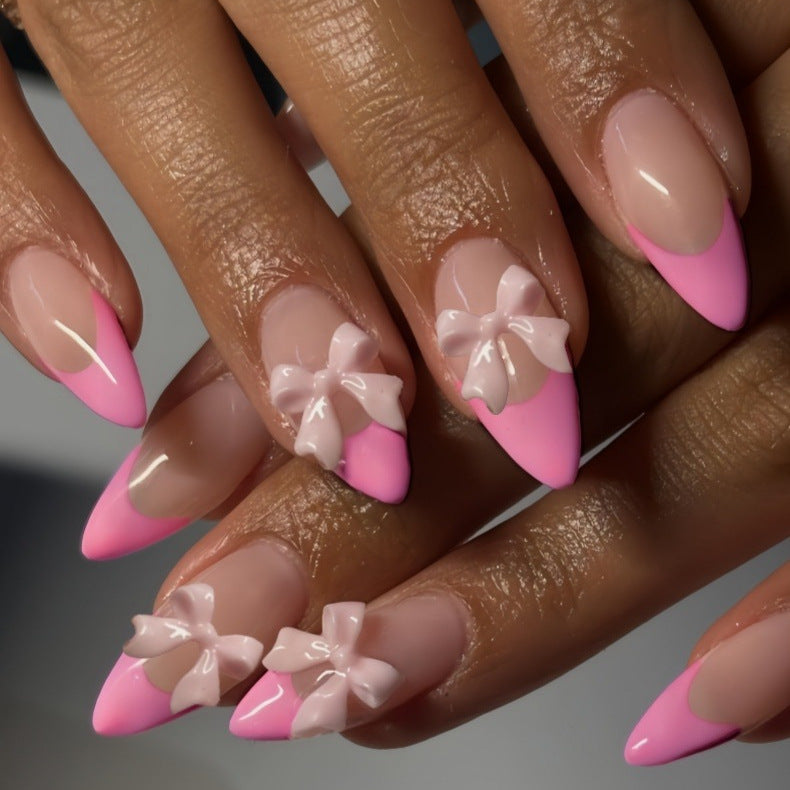 Elegant Nail Art Kalsten
